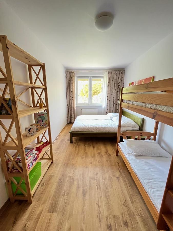 Apartament Z Garazem I Ogrodem Колобжег Екстер'єр фото
