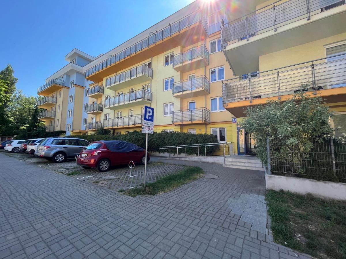 Apartament Z Garazem I Ogrodem Колобжег Екстер'єр фото